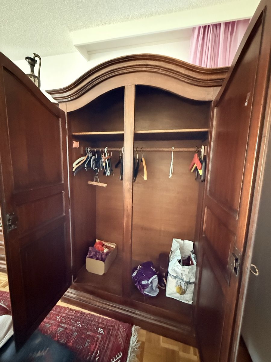 Schränke: Armoire Vintage style Louis XV – Gebraucht aus Plan-les-Ouates von val_c6z7 1