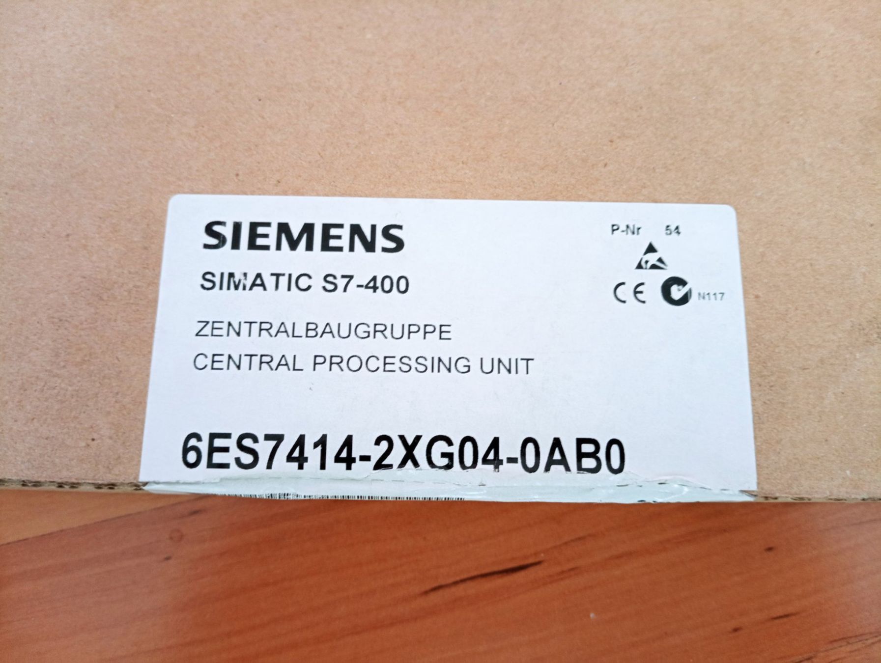 Siemens Componenti elettronici: Siemens SIMATIC S7-400, CPU 414-2 / 6ES7414-2XG04-0AB0 – Nuovo e nell'imballaggio originale da Ufhusen venduto da HKSC 1