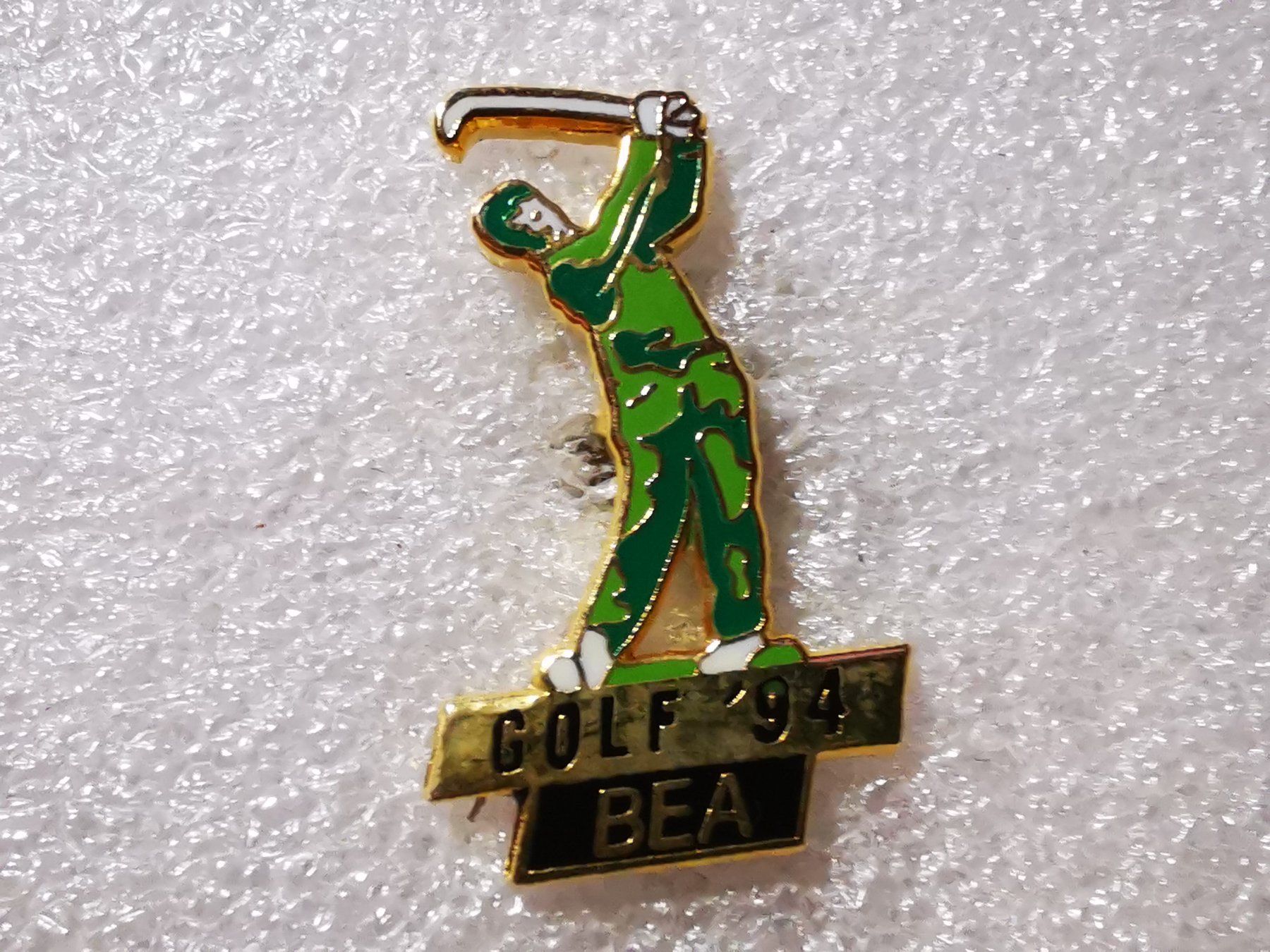 Placchette & Badge: Ansteckpin 162: Bea 94 – Usato da Oppligen venduto da Pin-Fall-Shop