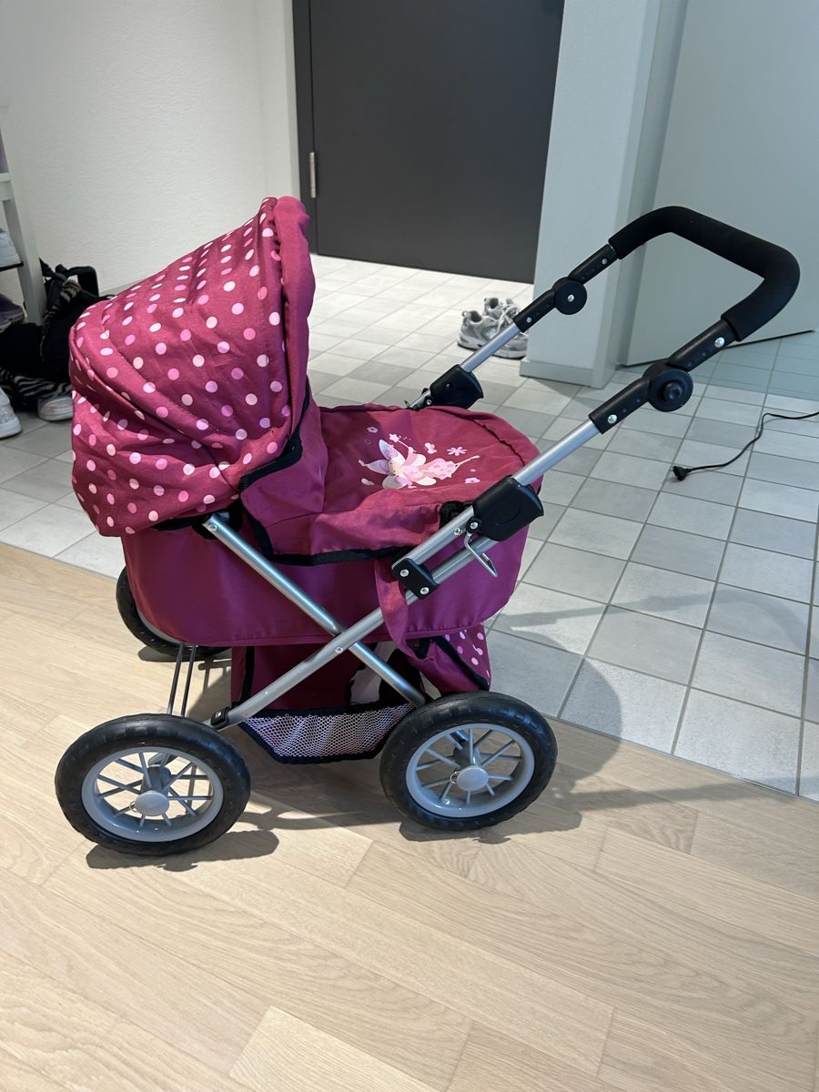 Carrozzine per bambole: Puppenwagen  – Usato da Flawil venduto da ram_zhk5