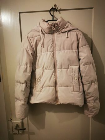 Winterjacke XS/S - Top Zustand, beige, warm und modisch!