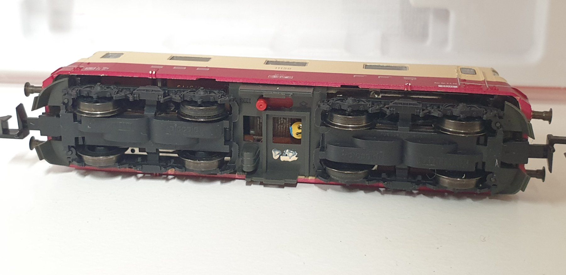 Fleischmann Modellini di ferrovie: Fleischmann Spur N SBB Re4/4 TEE 7341 – Usato da Neuenhof venduto da ludovicco 4