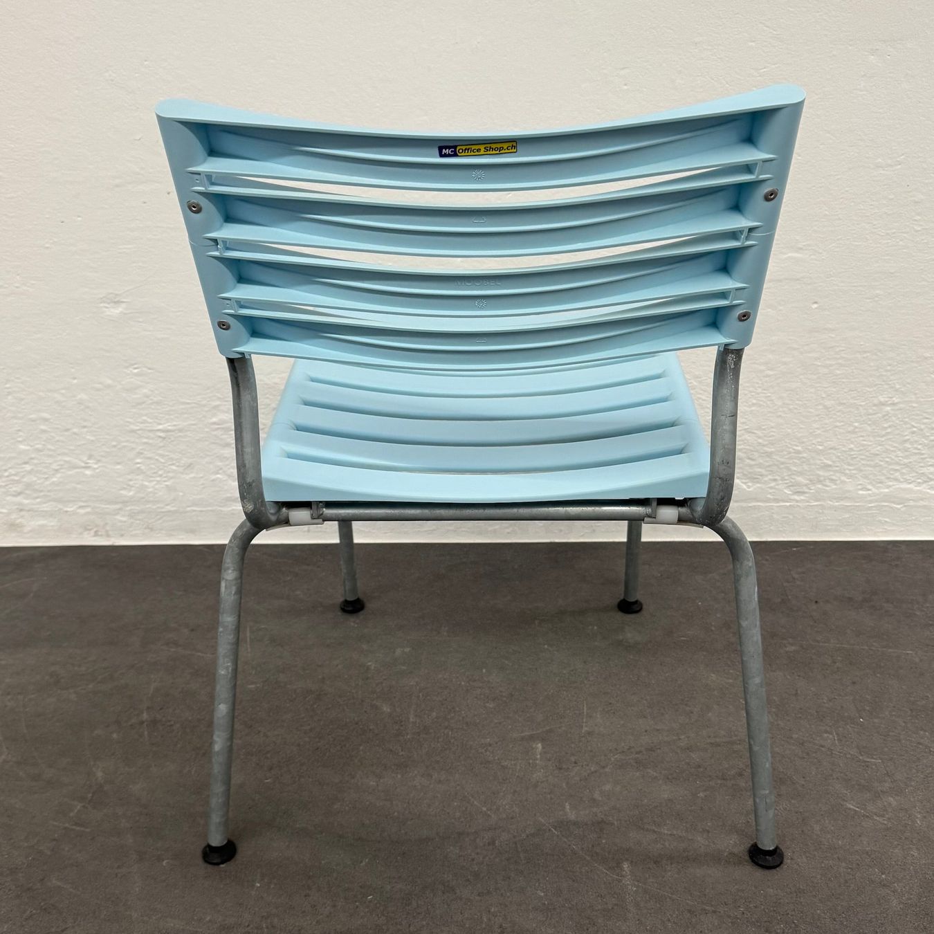 Stühle: Moobel Classic Gartenstuhl Hellblau – Gebraucht aus Schönenwerd von mcofficeshop 4