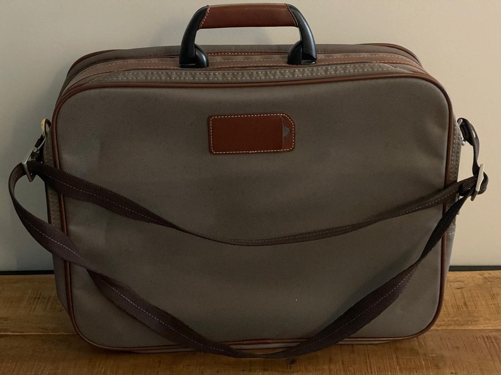 Valigie & Borse: Reisetasche ist eine Aktentasche (Samsonite) – Usato da Zürich venduto da sve_9qpc 1