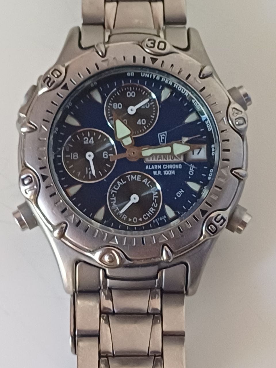 Festina Orologi: Festina Chronograph im Titangehäuse. – Usato da Bern venduto da Yunkom 2