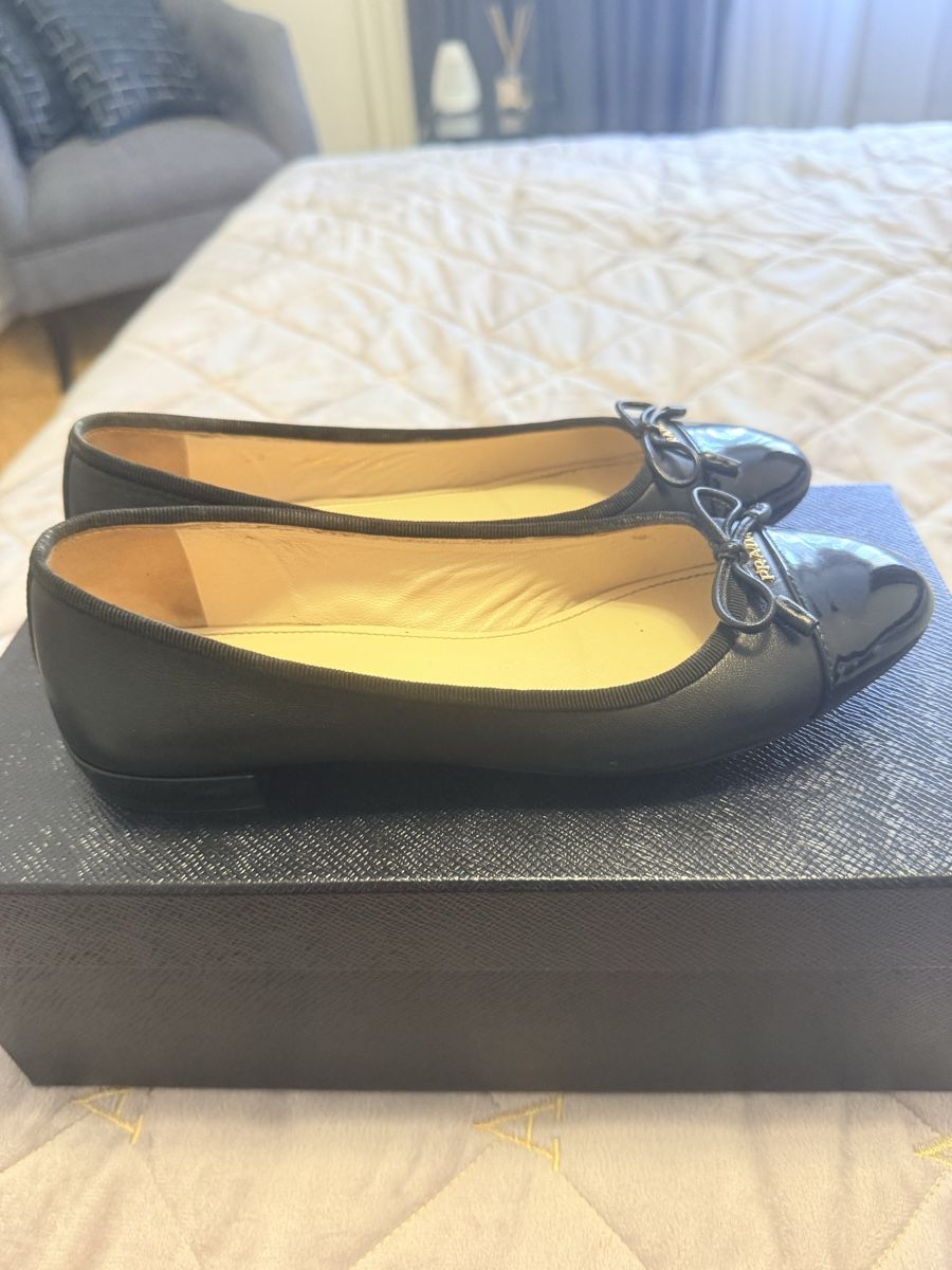 Prada Scarpe da donna: Prada ballerines in black – Nuovo (secondo la descrizione) da Genève venduto da iri_f78b 1