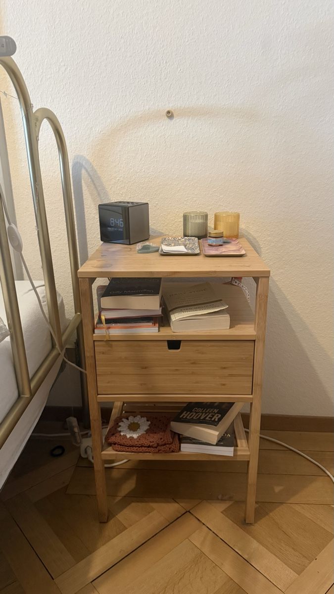 Ikea Nachttische: IKEA Nachttisch Nordkisa – Gebraucht aus Bern von ame_q9d2