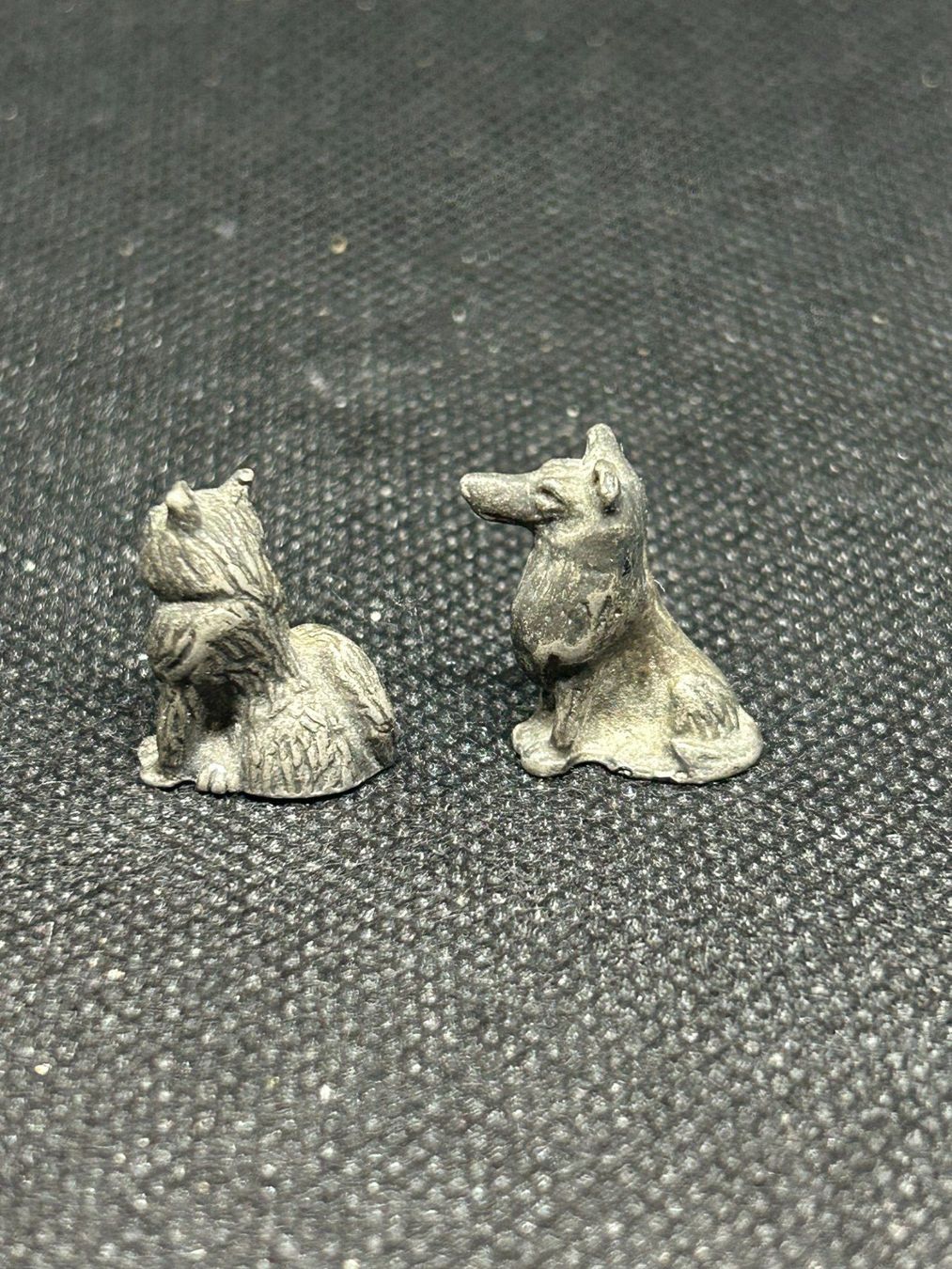 Statuette: Figurine chien et tigre – Usato da Lausanne venduto da Weber1007 3