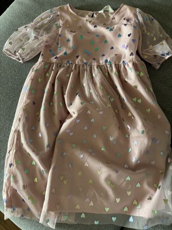 Kleid 128