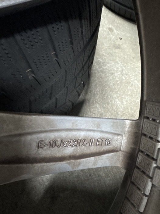 Pneumatici & Ruote complete: Audi Rsq8 Winterkompletträder – Usato da Oftringen venduto da lar_569b 7