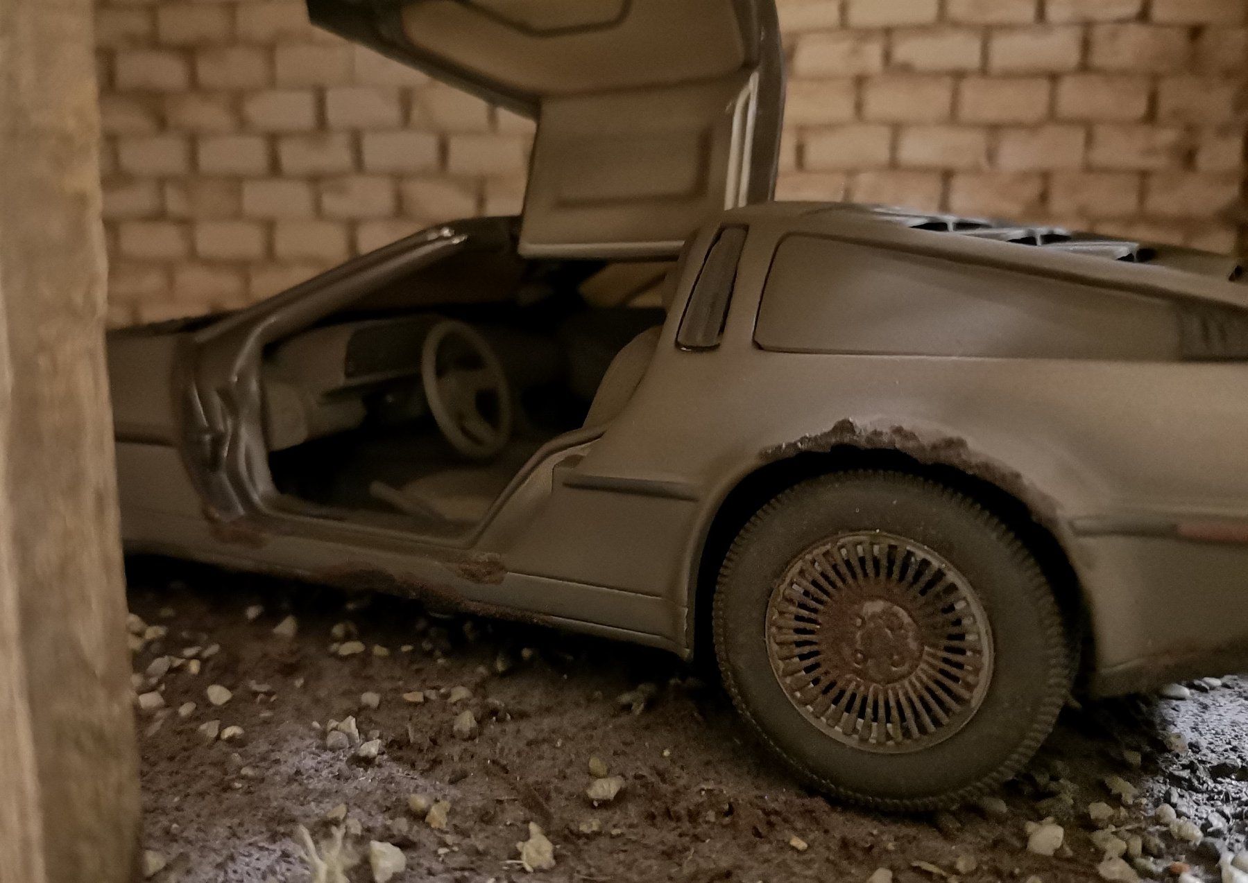 Kit di modellismo & Modellini statici: 1:18 Delorean "Scheunenfund" Unikat – Usato da Niederbipp venduto da kevintifu20 5