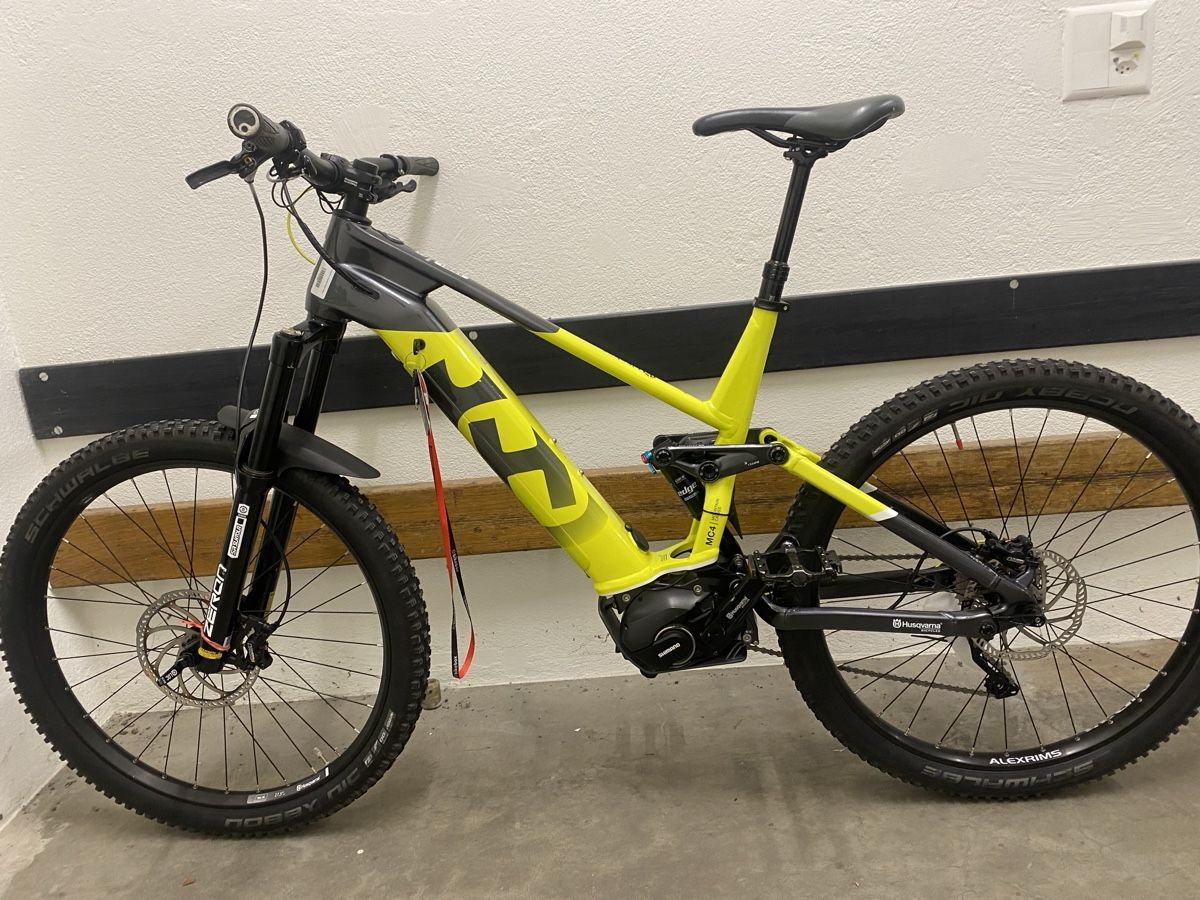 Husqvarna Velos: Husqvarna E Bike aus Carbon – Gebraucht aus volketswil von A-E-Bikes 1