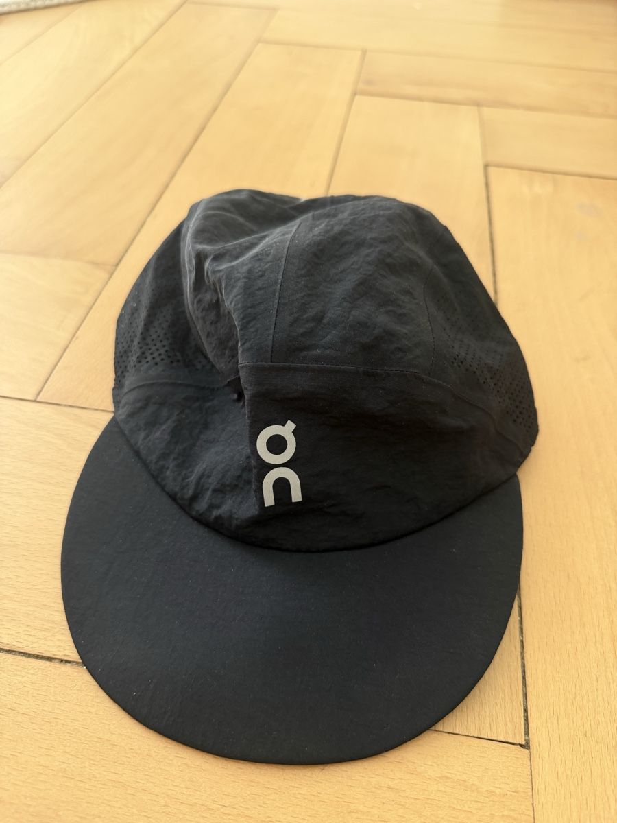 Chapeaux, bonnets & casquettes: On Cap schwarz – D'occasion à Bern par Laufsport3000