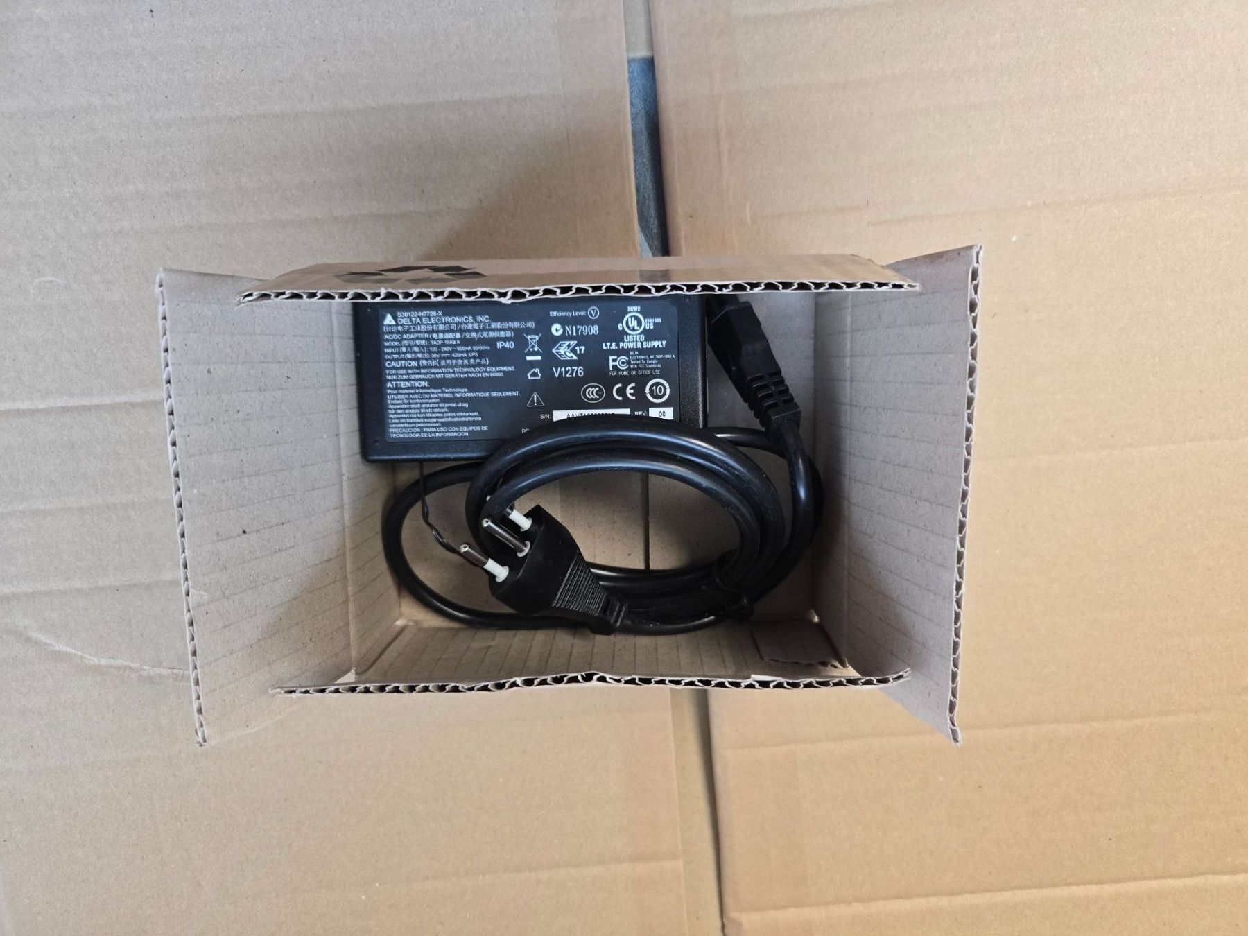 Siemens Telefoni: Siemens  AC/DC Adapter IM – Usato da Brunnen venduto da the-swissman
