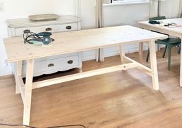 🟢 NEUF Table artisanale fabriquée en Suisse couleur à choix