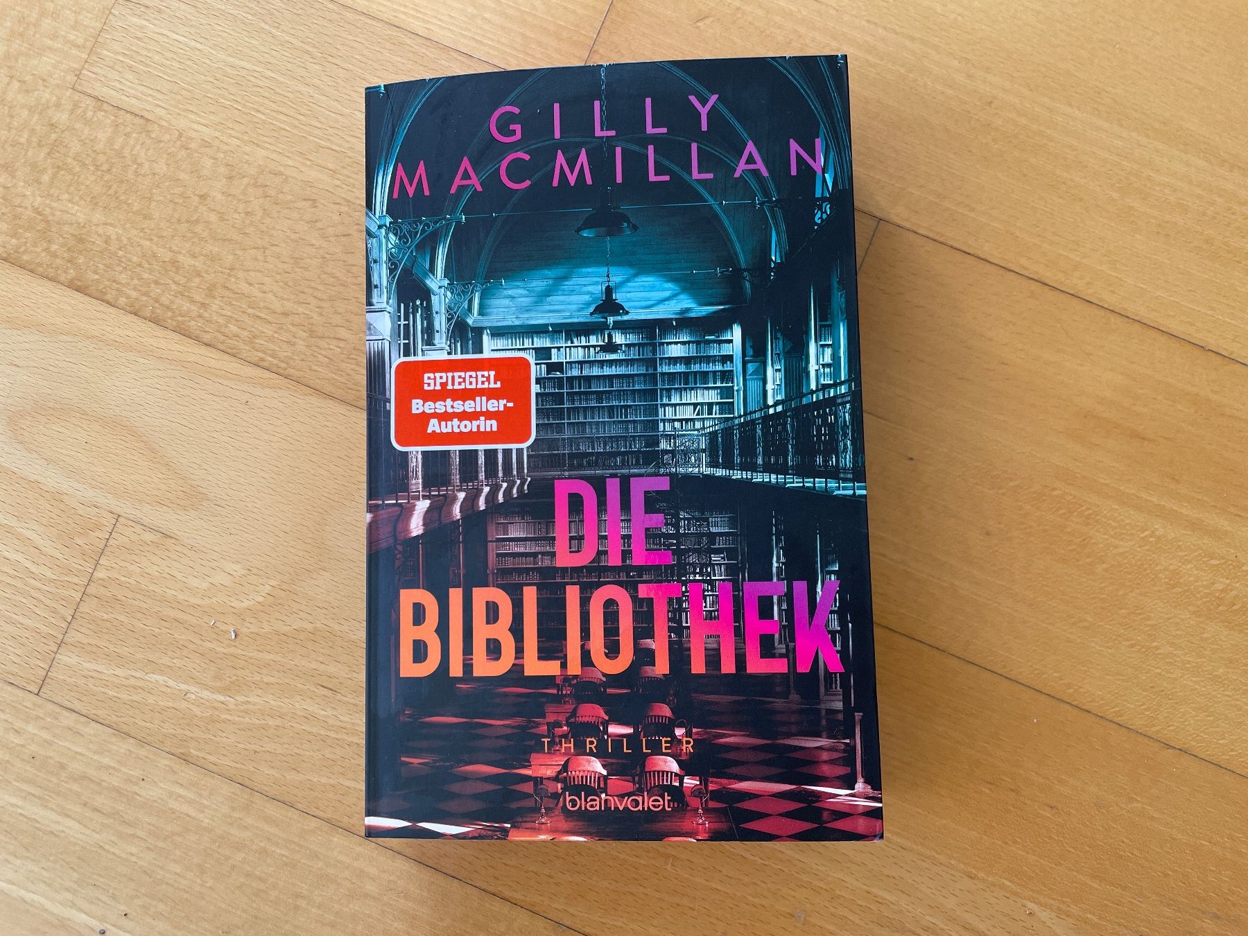 Bücher: Die Bibliothek – Gebraucht aus Zürich von Tolou15