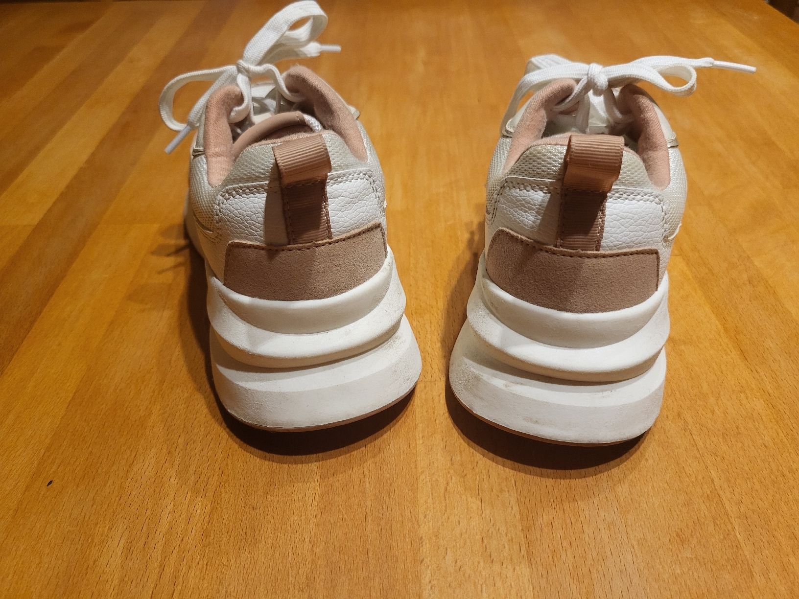 Stradivarius Scarpe da donna: Stradivarius Schuhe grösse 38 – Usato da Zunzgen venduto da tir_2gh6 3