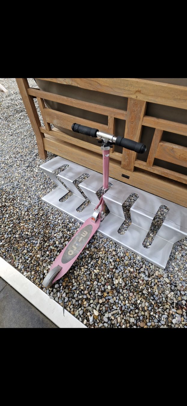 Altro in Decorazioni & Accessori: 4 er Kickboardständer Kicki Trotti Scooter Ständer – Nuovo e nell'imballaggio originale da Alpnachstad venduto da Vintage-girl 4