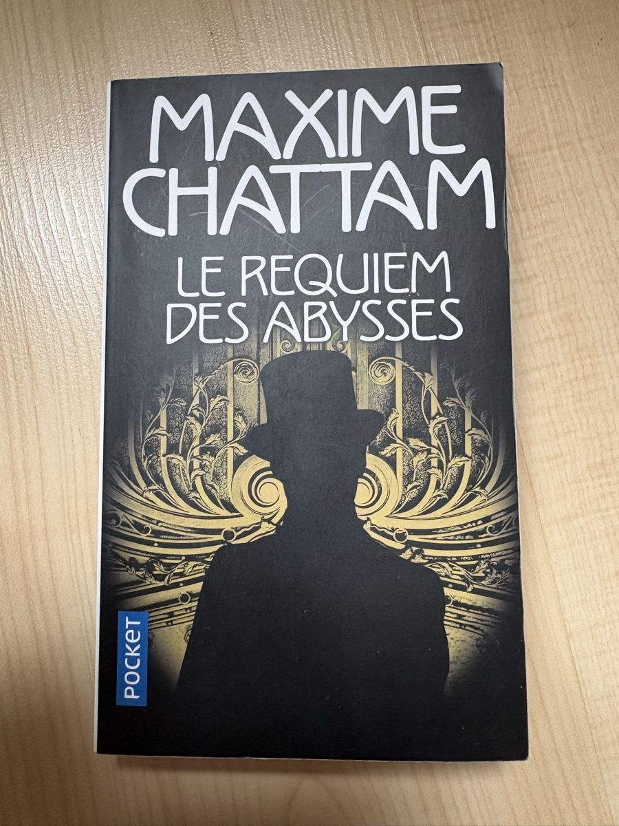 Libri: Maxime Chattam - le requiem des abysses – Usato da Zweisimmen venduto da Domii