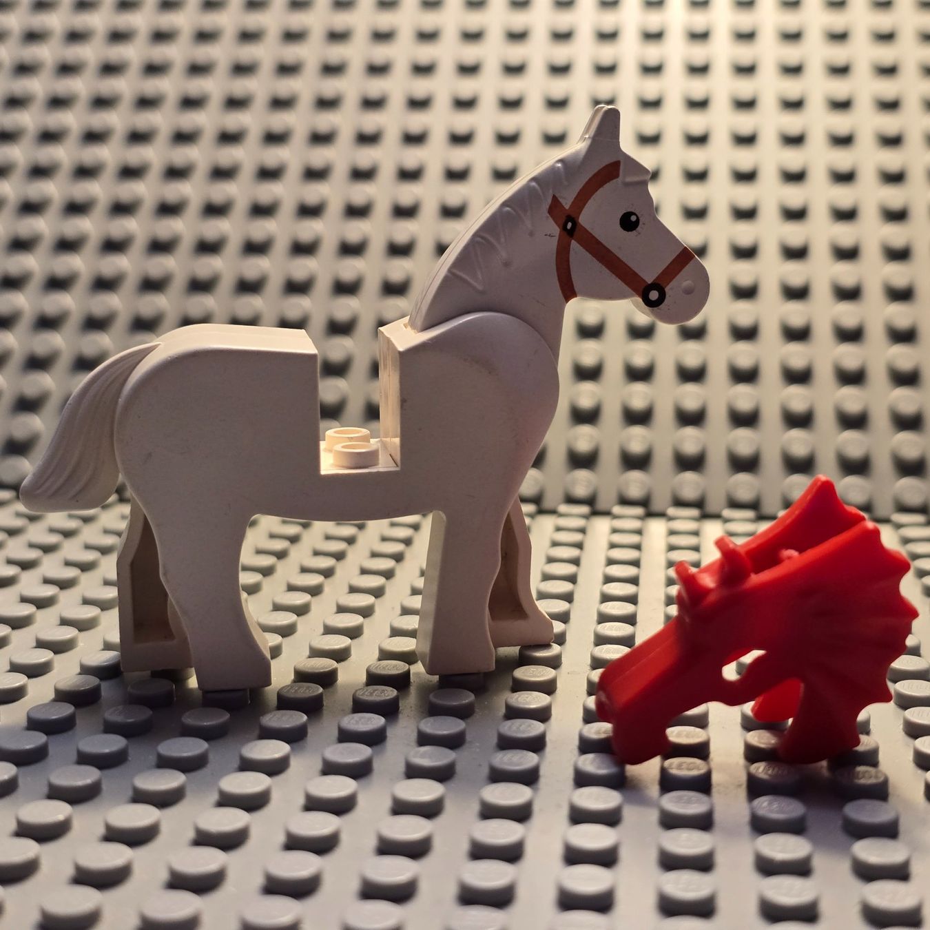 Lego Kit di costruzioni: Lego Pferd mit Maske (6125) – Usato da Basel venduto da Swi-7621 1
