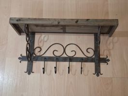 Neugotik Antikes Wandregal aus Schmiedeeisen Garderobe 1900