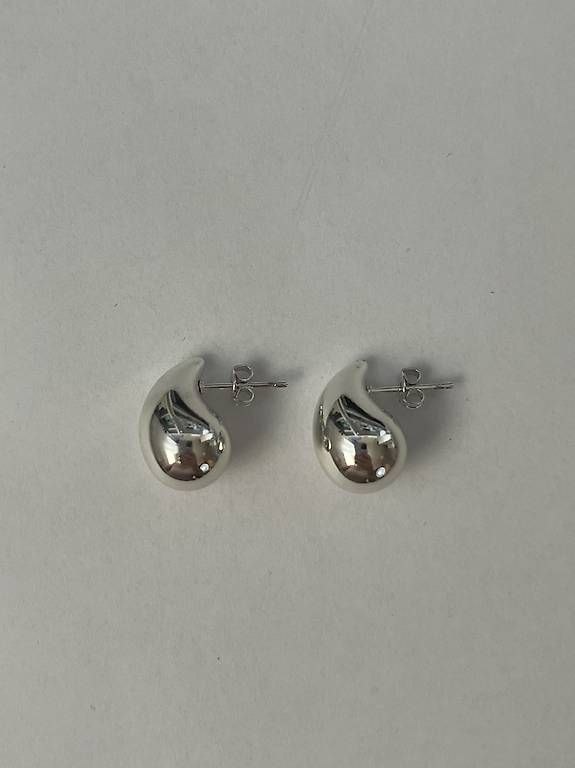 Ohrringe & -stecker: Drop Ohrringe Silber – Gebraucht aus Birsfelden von tam_t8t8