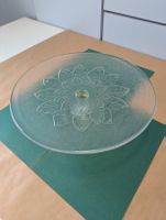 Tortenplatte auf Fuss, Glas