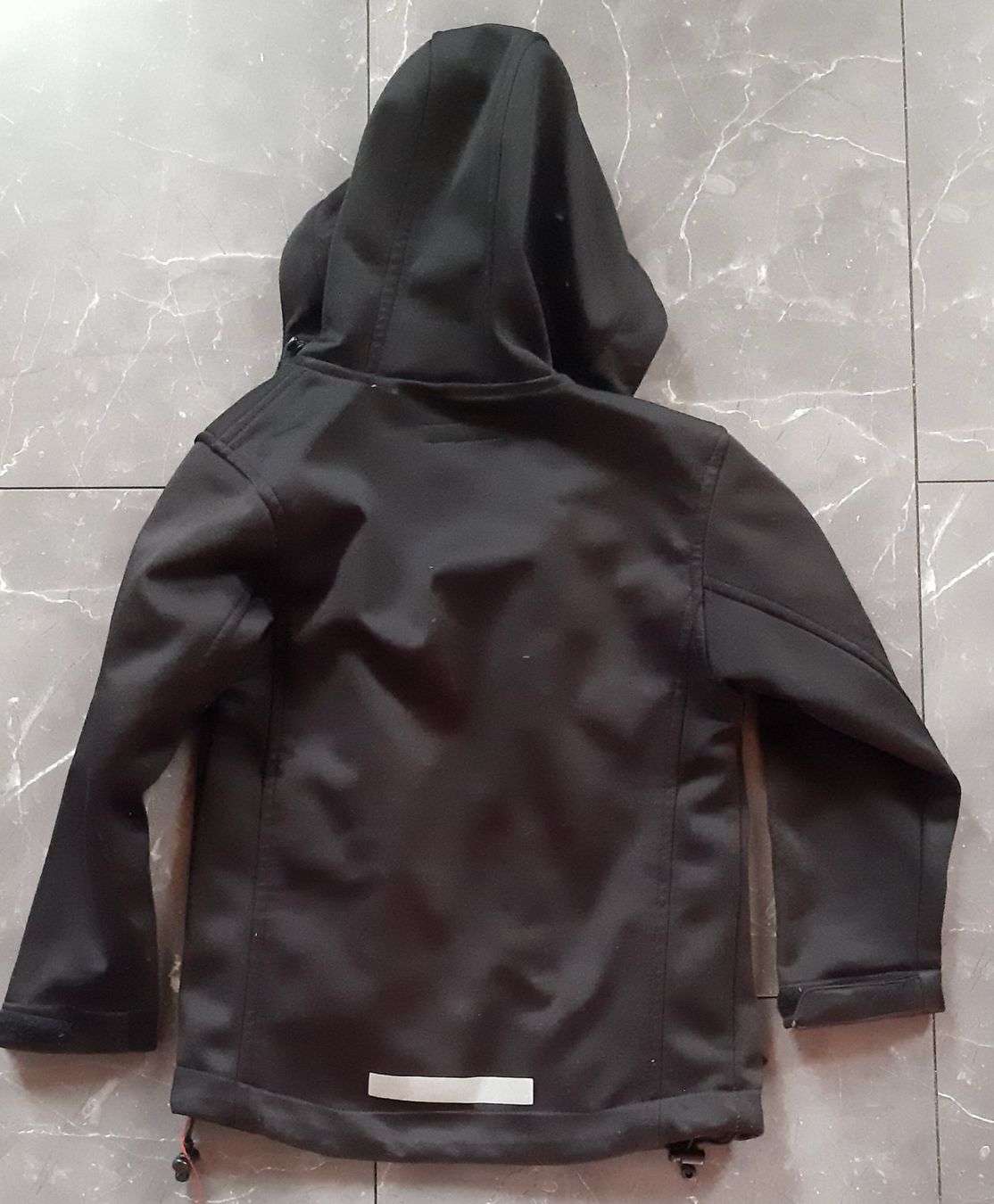 Giacche & Cappotti: Coole Kinder Softshelljacke Gr. 116 schwarz/rot – Usato da Wiler b. Utzenstorf venduto da ryan81 2