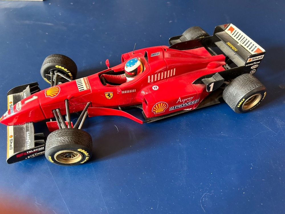 Ferrari F248 F1 Schumacher 1:18 - Modèle Réduit NEUF