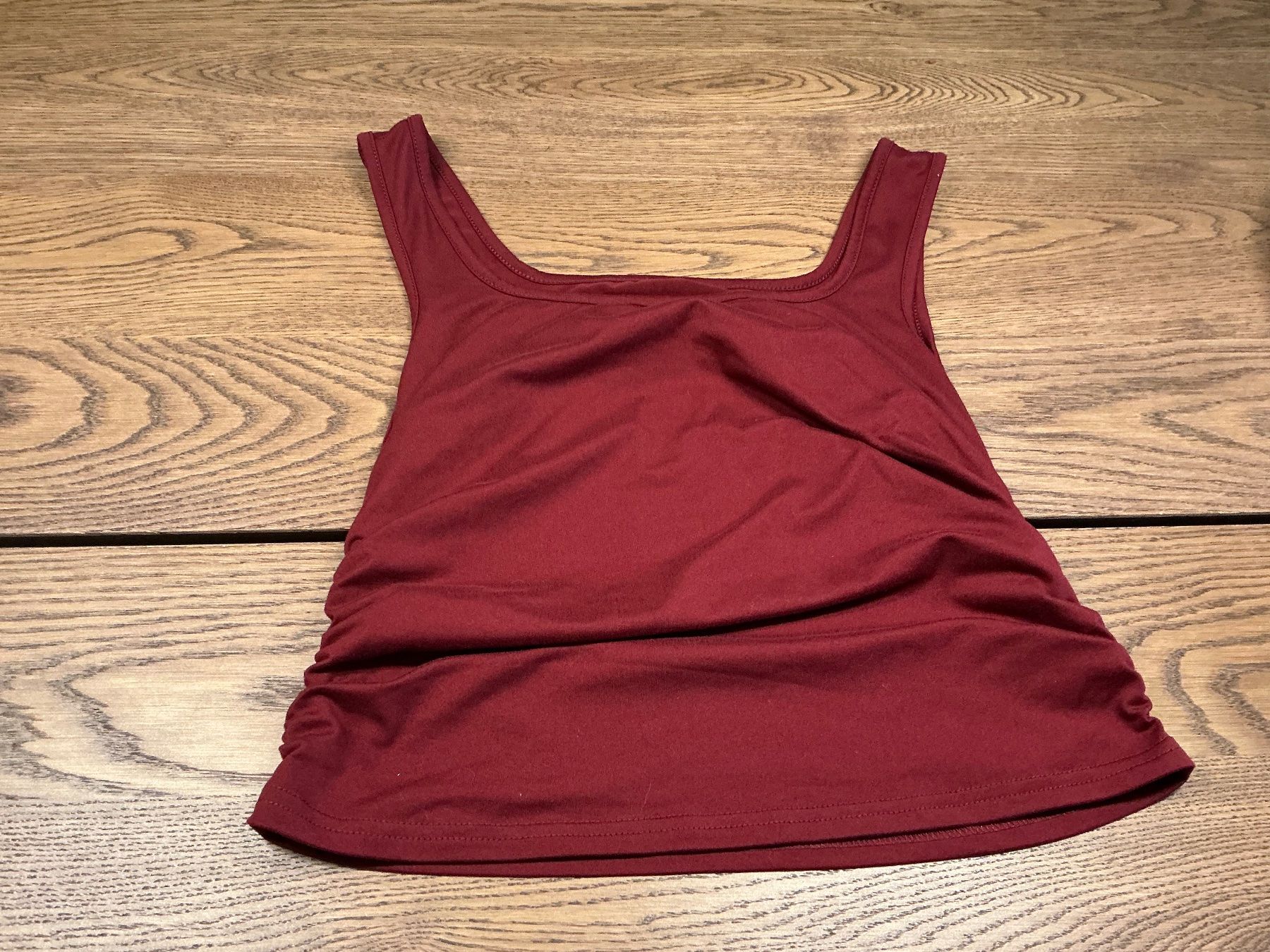 Top: Damen Oberteil Bordeaux Grösse L Neu – Nuovo (secondo la descrizione) da Würenlos venduto da Chicca2004