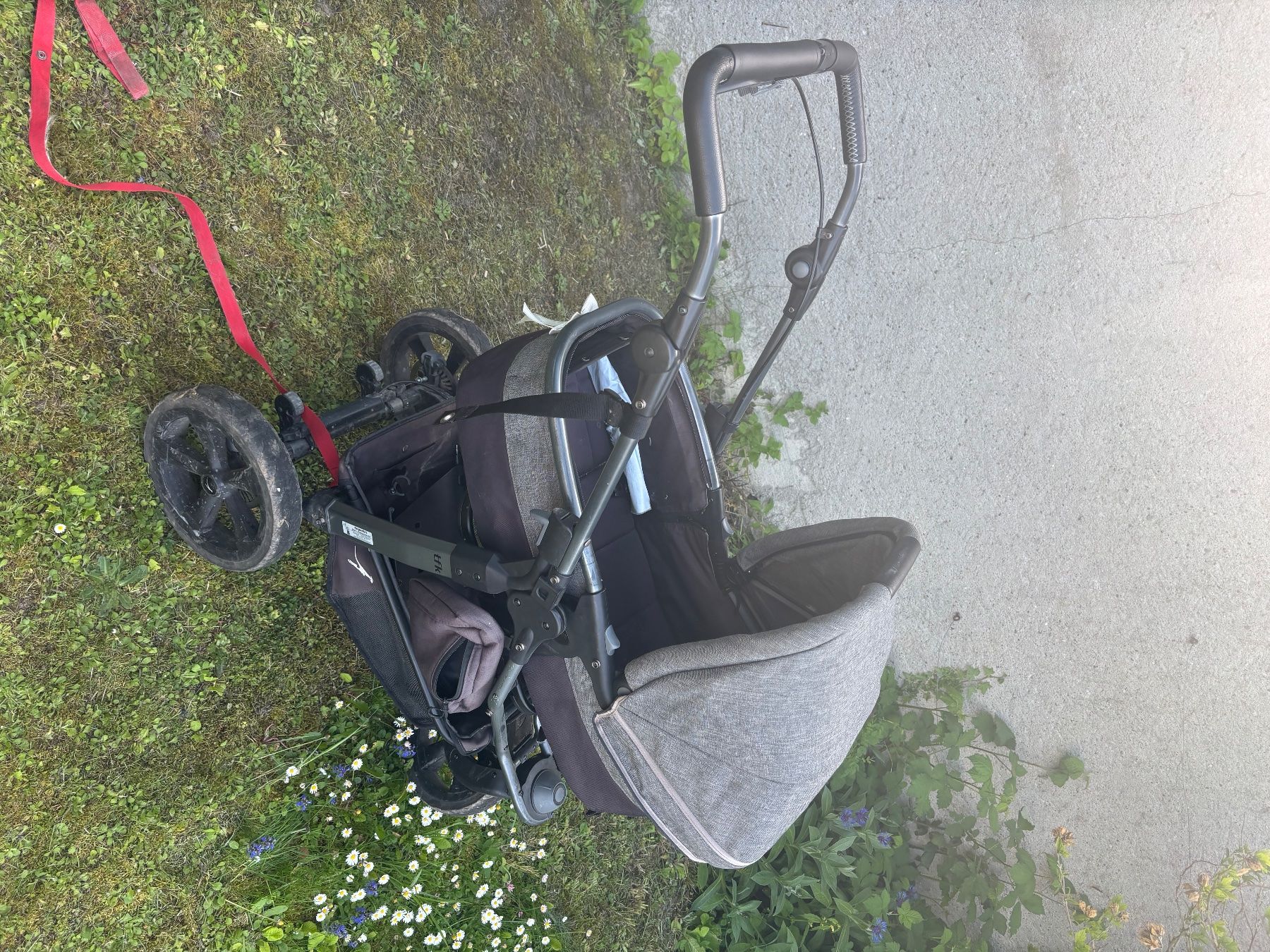Tfk Carrozzine: Tfk Kinderwagen – Usato da Zürich venduto da Tschiffolin