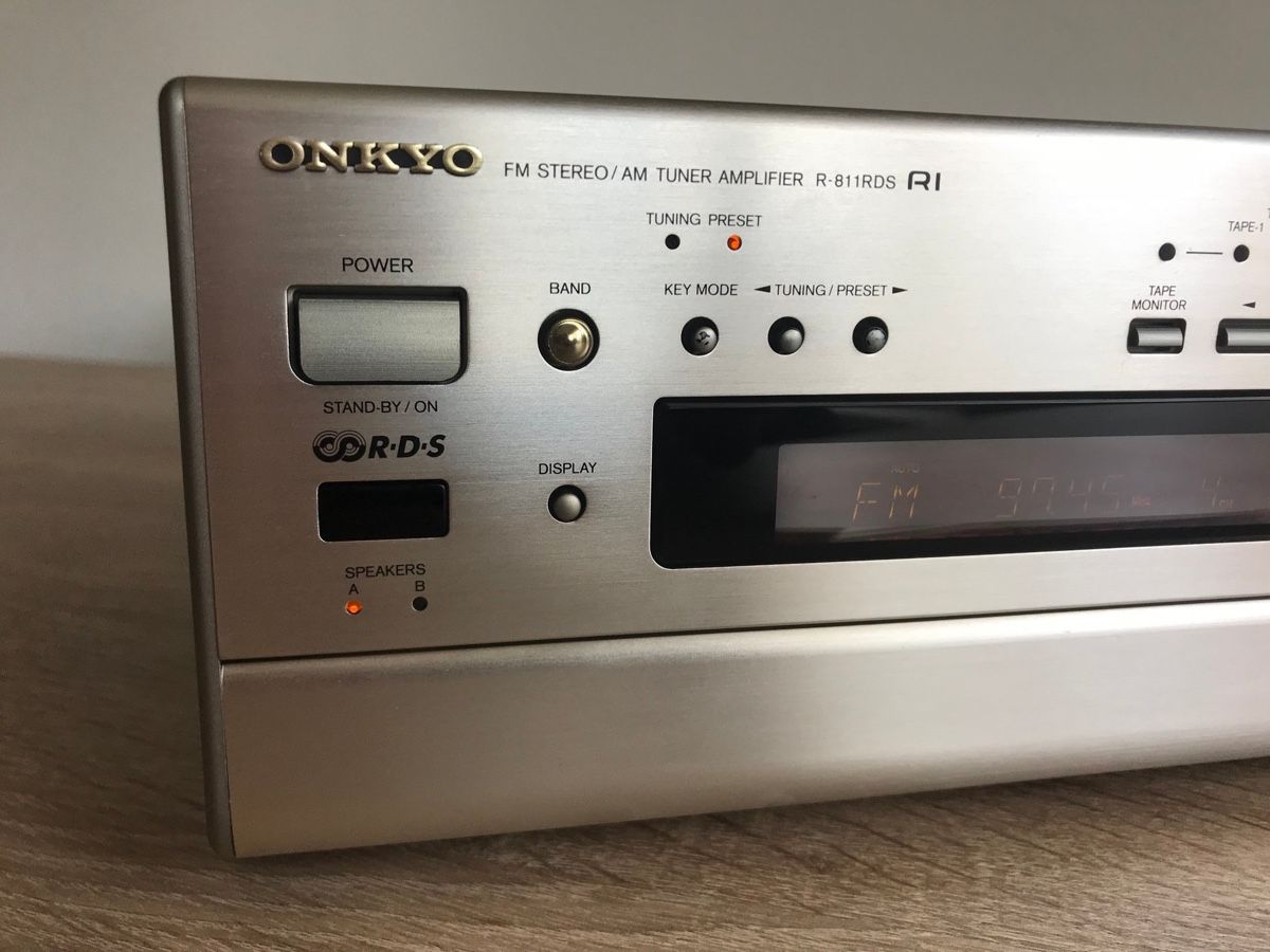 Onkyo Ricevitori: Onkyo R-811RDS Stereo Receiver champagner – Usato da Trimbach venduto da ELITA-5 4
