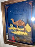 Camel Spiegel im Holzrahmen