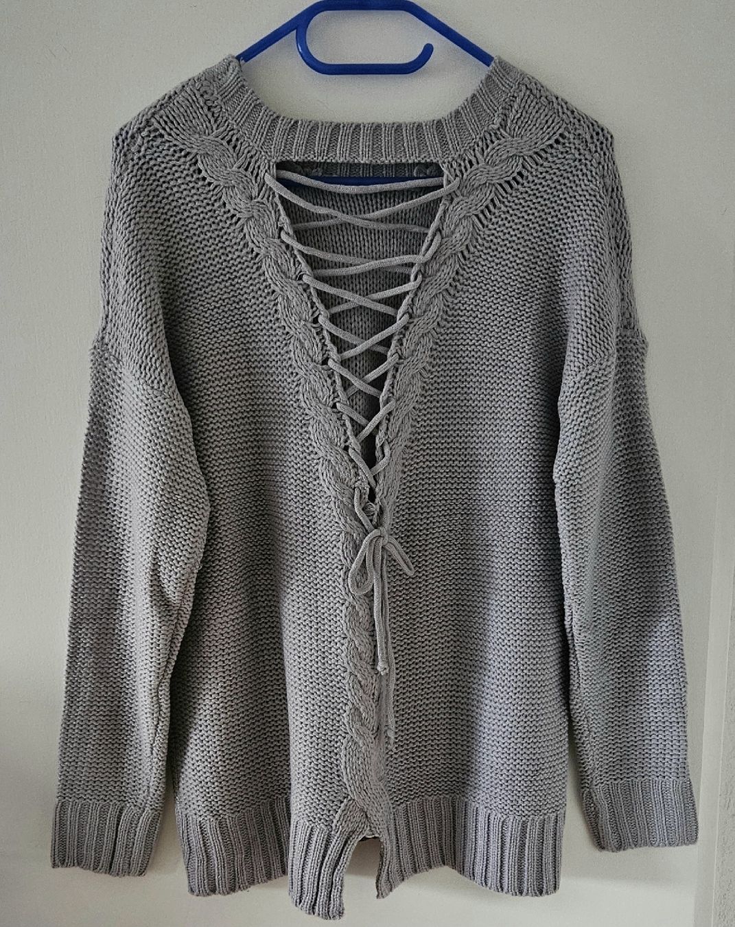 Pullover & Sweatshirts: grauer Pulli Gr. M - Spendenaktion – Neu (gemäss Beschreibung) aus Unterkulm von Beljasch 3