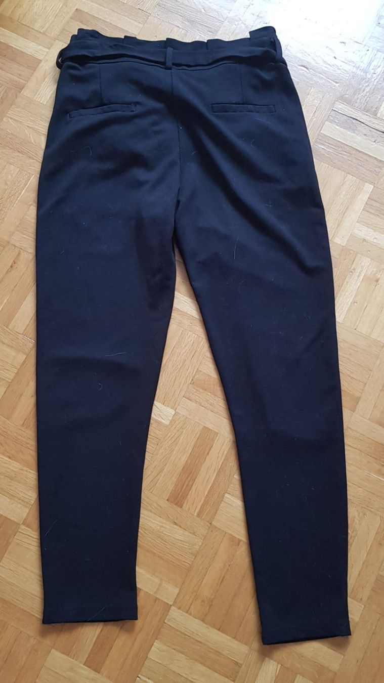 Zebra Pantaloni: Pantalon noir élégant ZEBRA taille M – Usato da Versoix venduto da aline_b 1