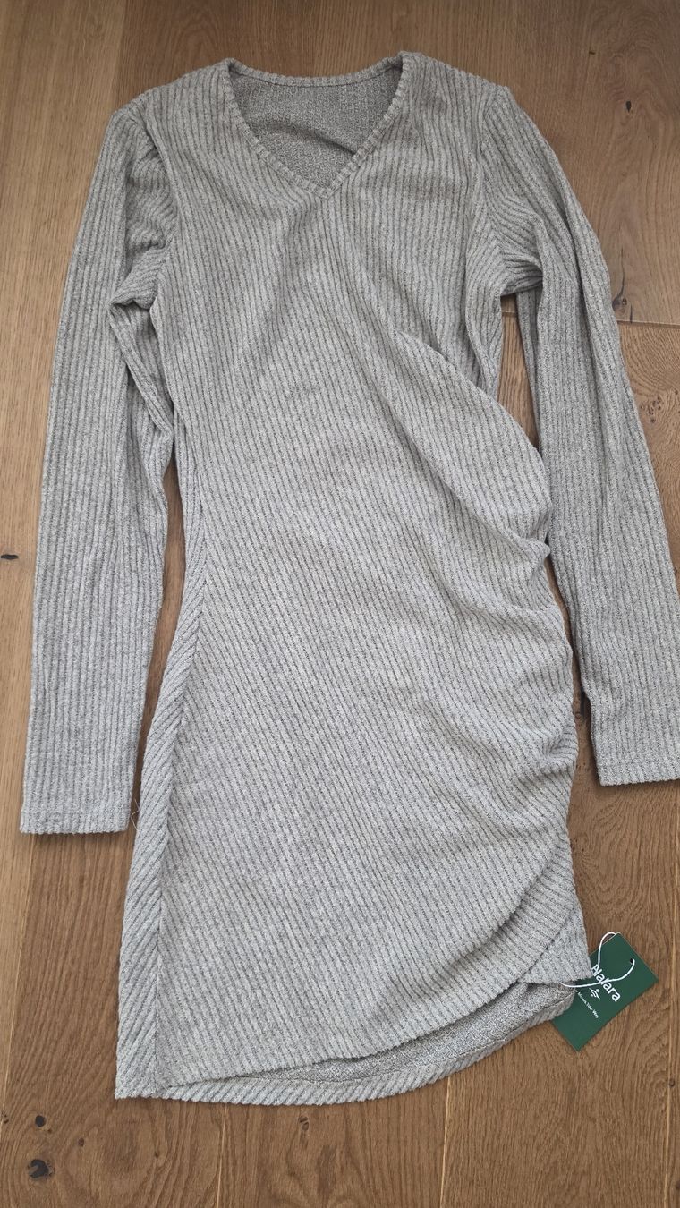 Halara Vestiti: Halara Kleid M – Nuovo (secondo la descrizione) da Beromünster venduto da Lauramani