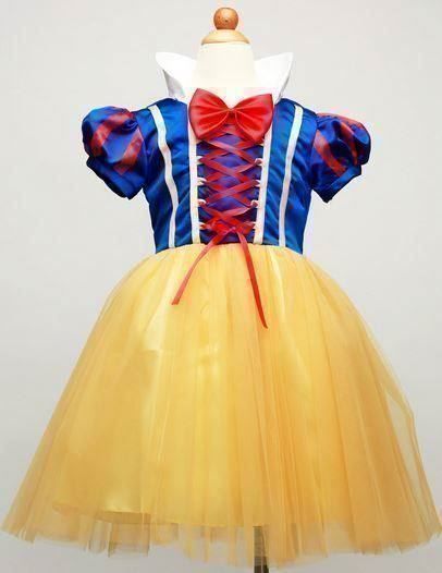 Vestiti & Gonne: Robe Blanche Neige Taille 3 à 10 ans – Nuovo e nell'imballaggio originale da Gurmels venduto da Swisspod 2