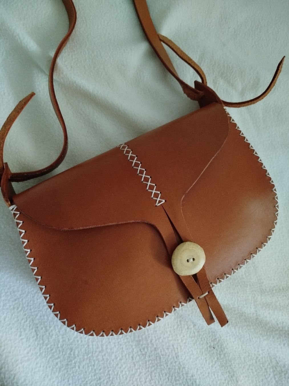 Taschen für Damen: Handtasche aus Kernleder – Neu (gemäss Beschreibung) aus wallisellen von kuriala555 5