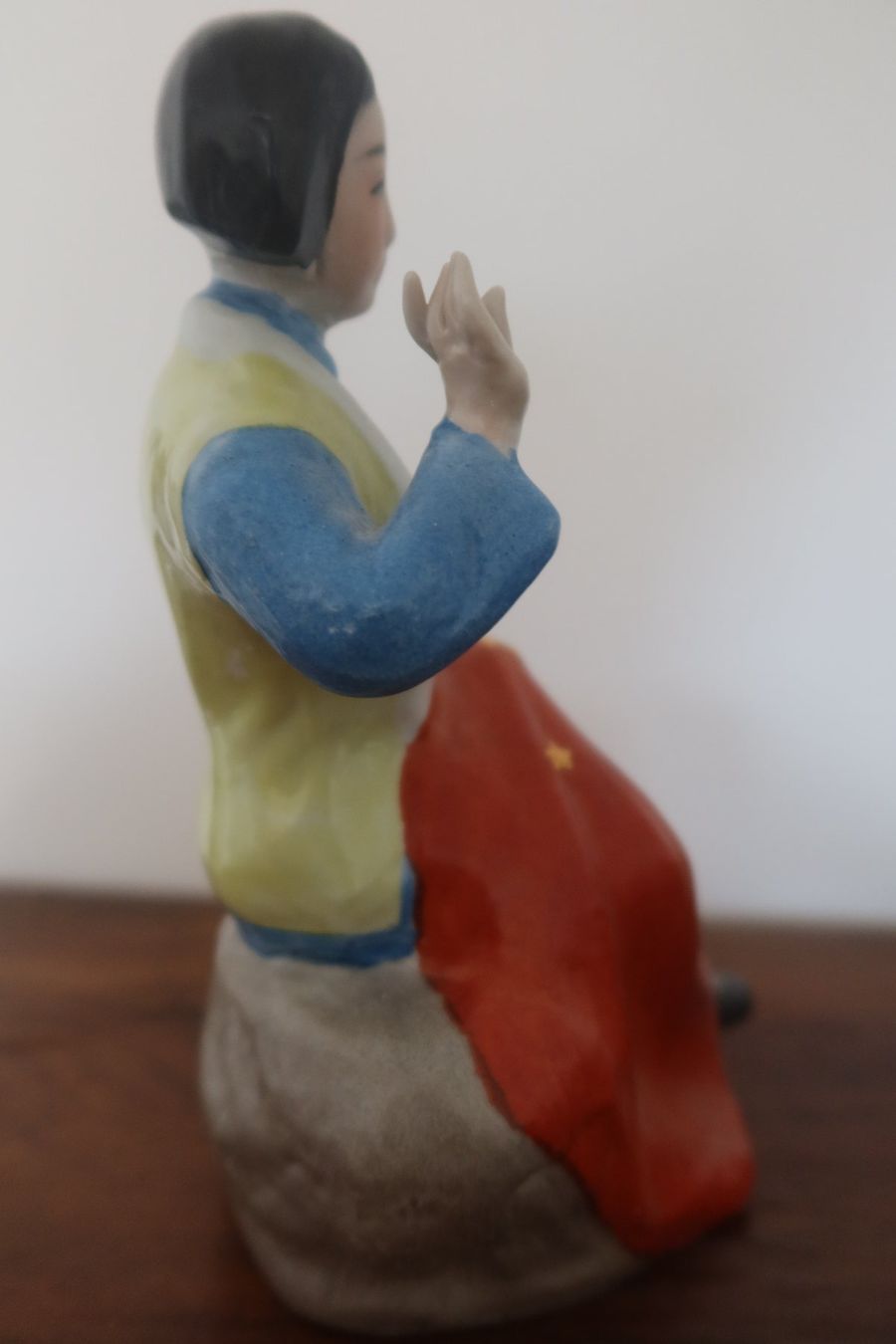 Statuette: Rotchina - Sitzende Frau – Usato da Chur venduto da zowie72 2