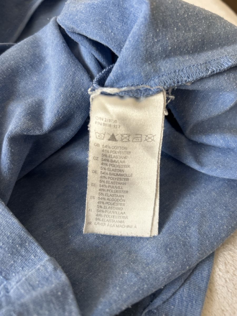 H&M Camicette, T-shirt & Top: Débardeur bleu claire  – Usato da Savigny venduto da Althea0202 3