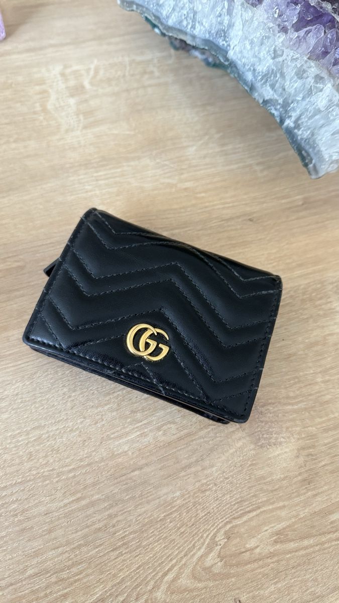 Gucci Portamonete: Gucci Marmont Leather Wallet Black, Compact Size – Nuovo (secondo la descrizione) da Erlenbach ZH venduto da adk_6c6x 1