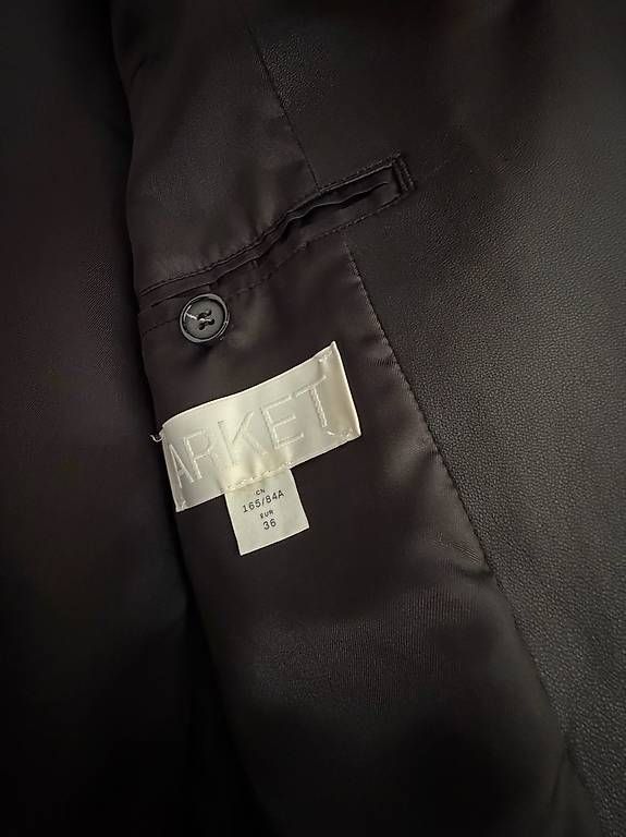 Jacken: Echtlederblazer Oversized ARKET – Gebraucht aus Basel von joanab 1