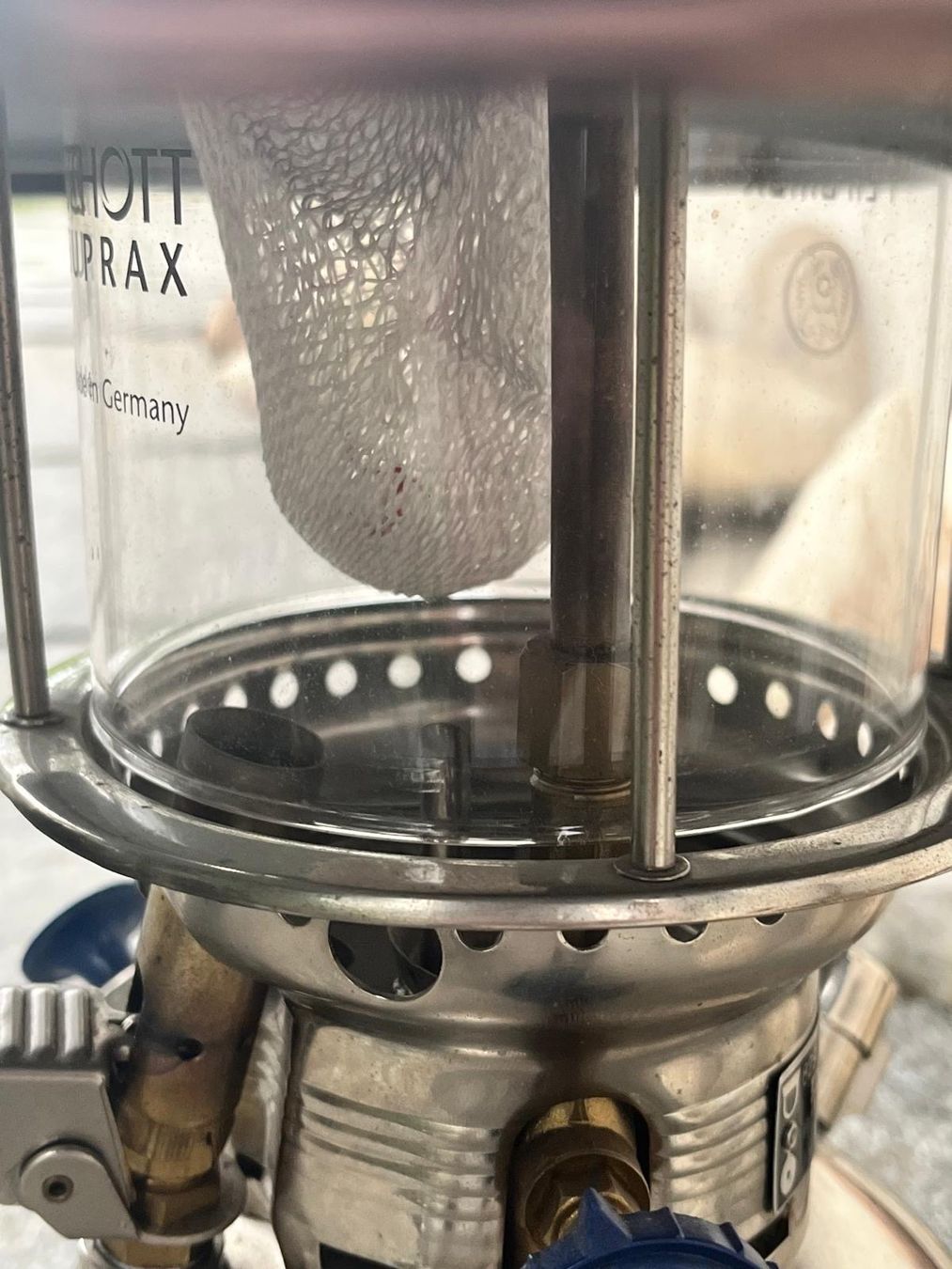 Petromax Lampade: Petromax Benzinvergaser Lampe – Usato da Roggwil BE venduto da KarotteV 2