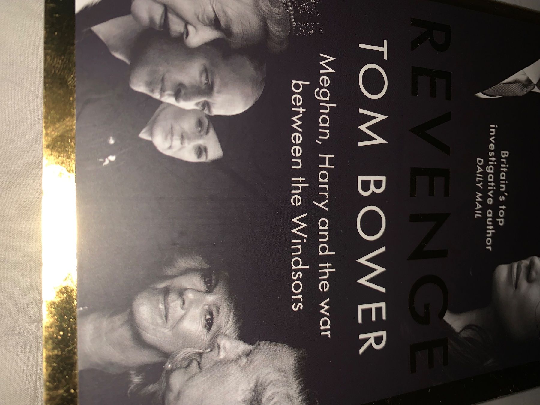 Livres: Buch REVENGE – D'occasion à Basel par AVLiving 3