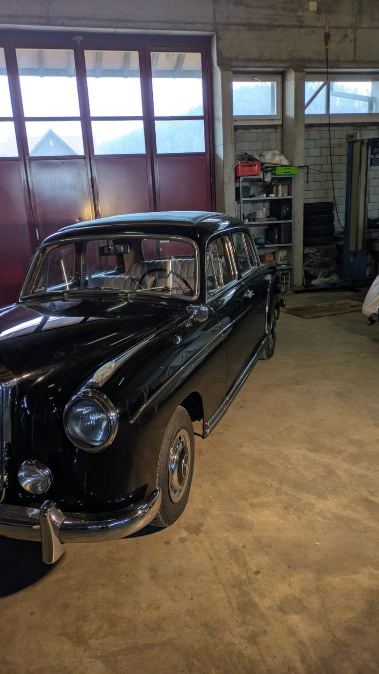 Mercedes-Benz Automobili: Mercedes 200 a. 1955 – Usato da Uesslingen venduto da 1992benz 1