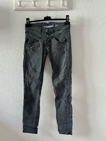 Freeman T. Porter Hosen grau/schwarz Grösse M