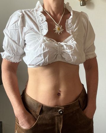 Dirndelbluse Grösse 36 ( kostenlo. Versand CH )
