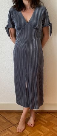 J.O.A. Robe de velours gris perle neuve - taille S