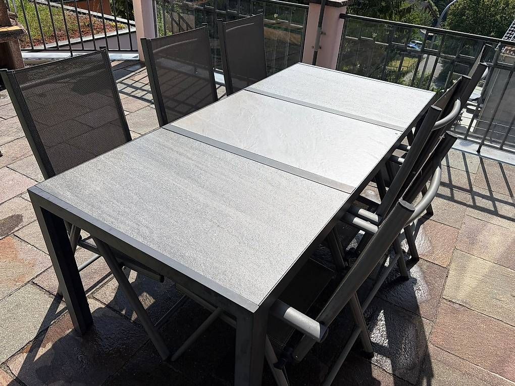 Set di tavolo e panche: Gartentisch mit 6 Stühlen – Usato da Triesen venduto da zar_6tss