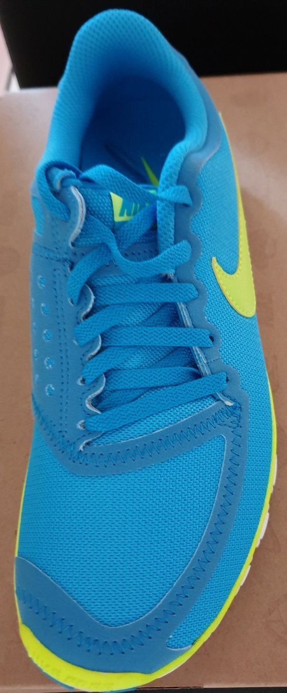 Nike Damenschuhe: WMNS Nike Free 5.0 V4 Gr. 36,5 – Neu und originalverpackt aus Herisau von dku_85hh 1